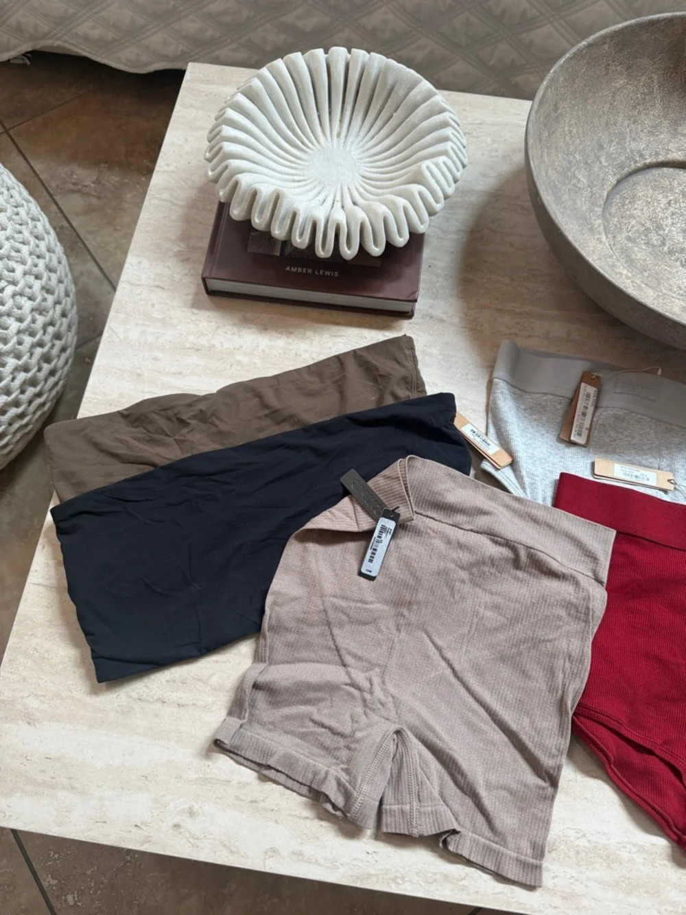 SKIMS 5pk mystery Bundle -Ribbed High-Waist Shorts / Panties, Fits everyday bras - Picture 2 of 5